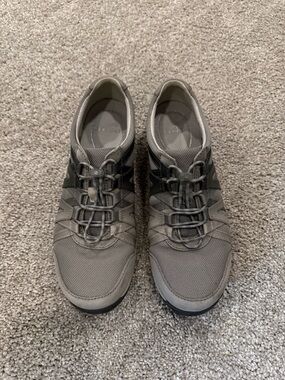 Dansko Henriette Grey Suede Shoes